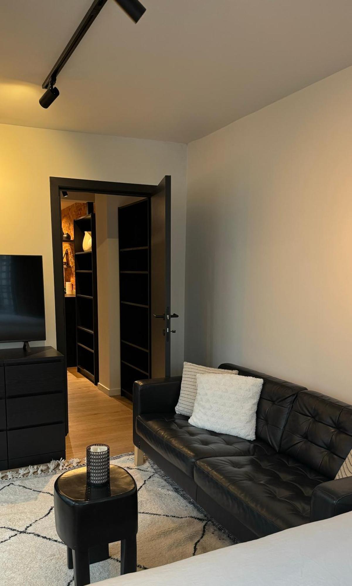 Luxury Apartment With Cosy Garden! خنت المظهر الخارجي الصورة