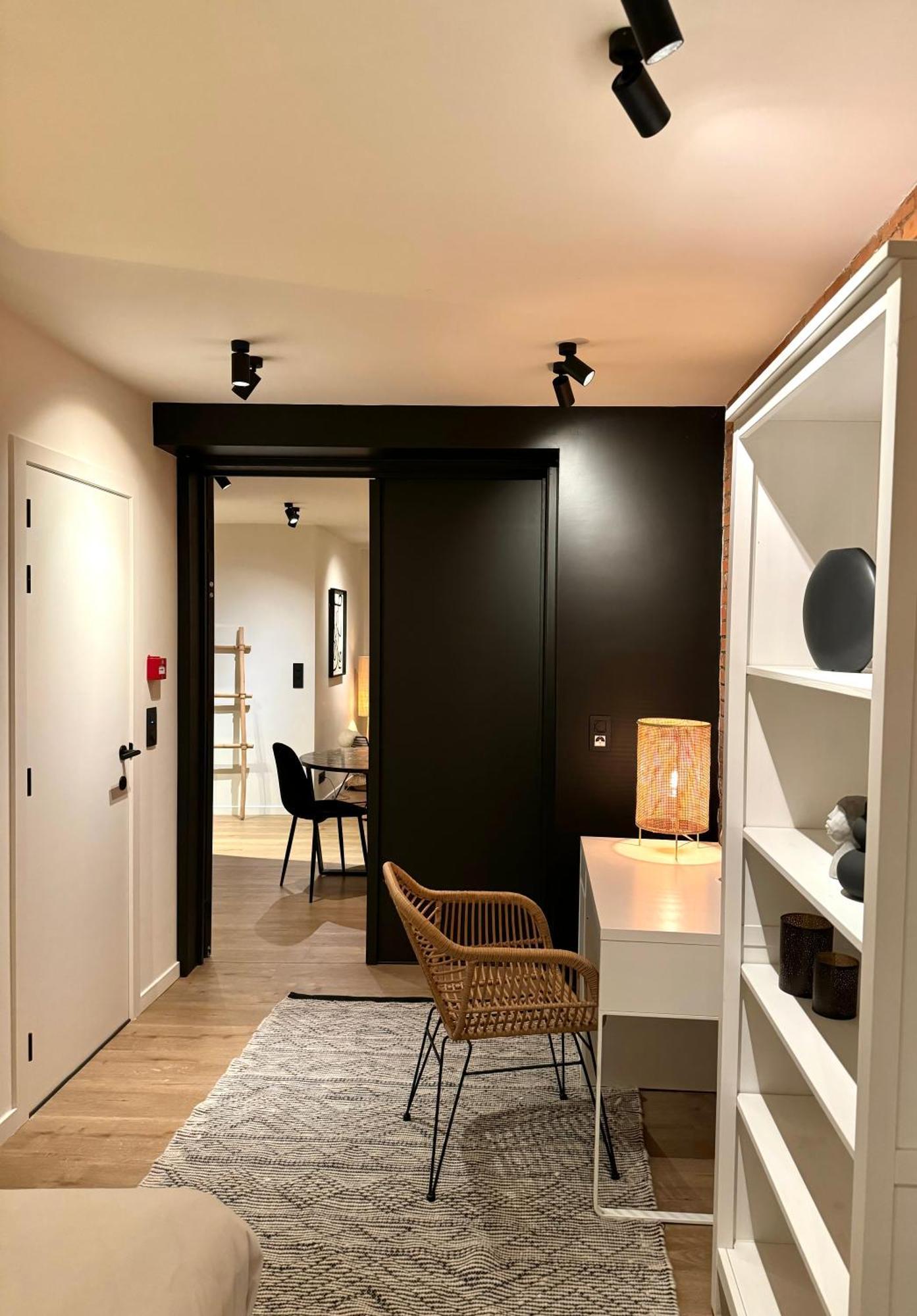 Luxury Apartment With Cosy Garden! خنت المظهر الخارجي الصورة