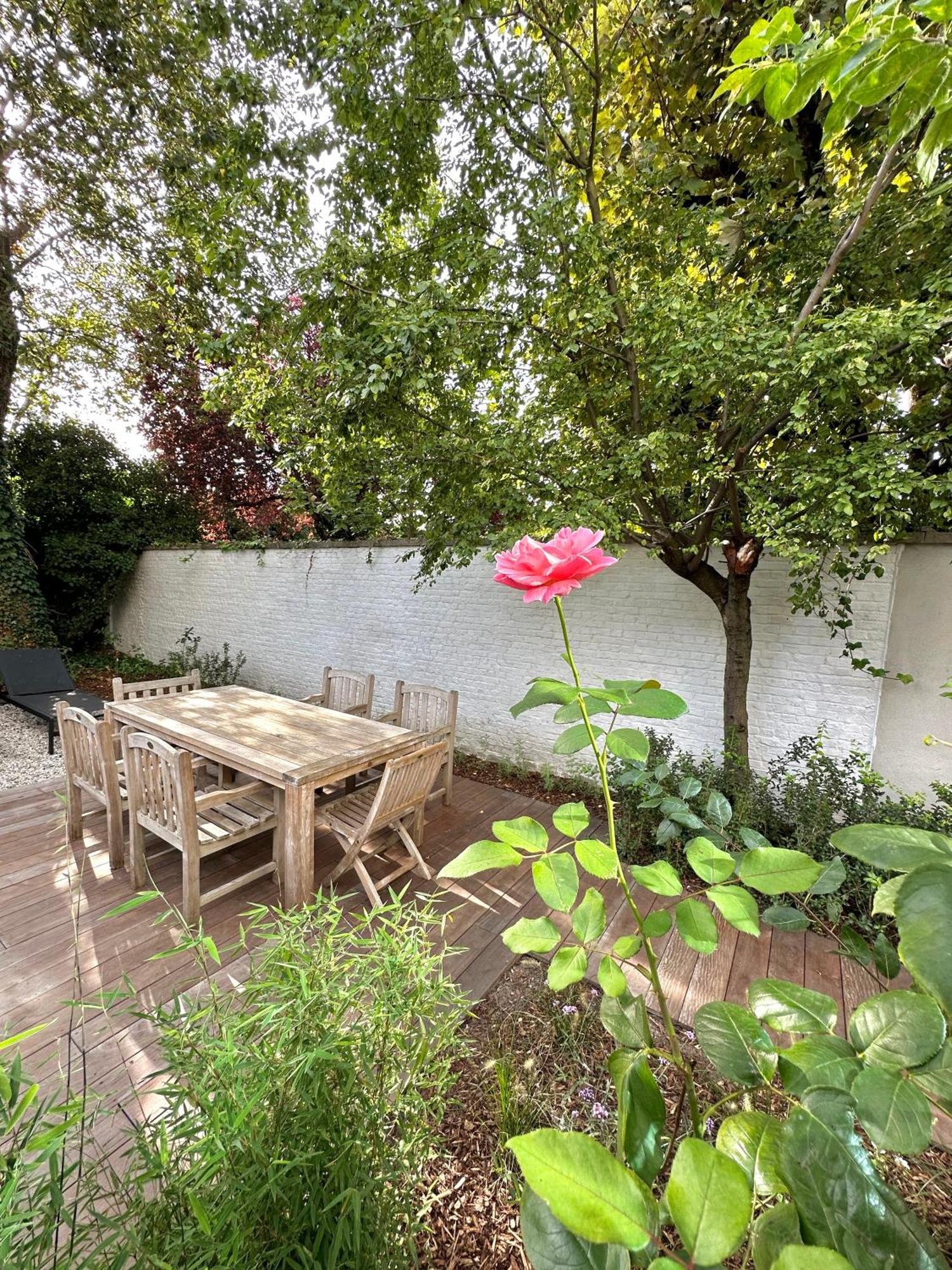 Luxury Apartment With Cosy Garden! خنت المظهر الخارجي الصورة
